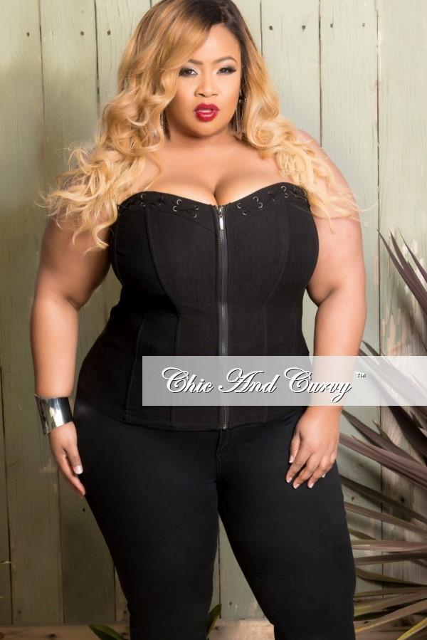 final sale plus size corset top in black with lace-ups with silver grommets camvtch