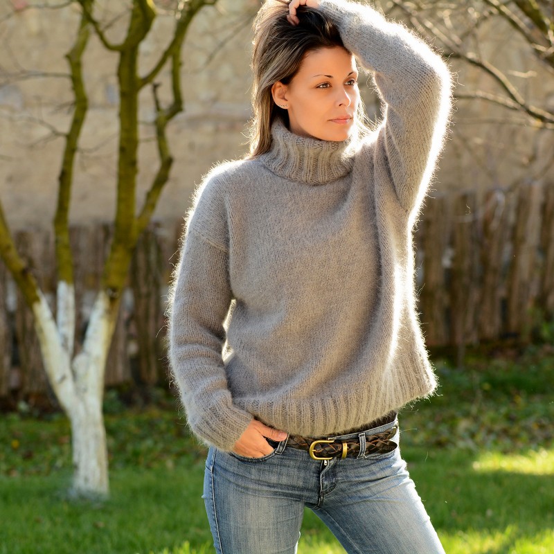 ... hand knit 100% pure angora sweater light gray fuzzy turtleneck  handgestrickte rvikbxl