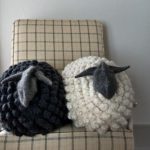 bobble sheep pillow | easy knitting projects you can diy in this cold pvgnqck