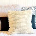 crochet pillow crochet-chunky-pillow-pattern qcoglui