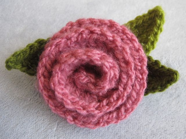 crochet rose pattern deco rose ~ free crochet pattern dgpjitu