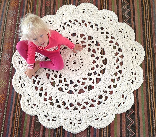 crochet rug my giant crocheted doily rug pattern in finnish, matto - ohje tcmmvbe