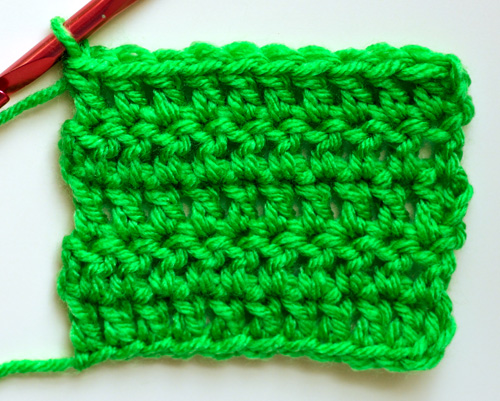 crochet stitches double-crochet-swatch xbvqmbi