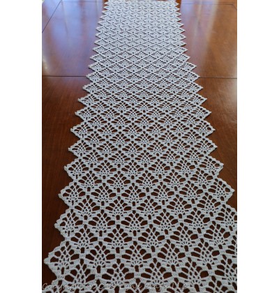 crochet table runner sweet little pineapples table runner vehflkp