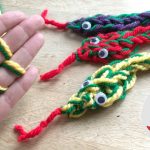 Finger Knitting how to finger knit a snake diy - finger knitting projects - no plyqdxf
