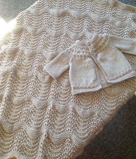 free baby blanket knitting patterns knitionary: easy and free: simply beautiful baby blankets to knit imucual