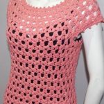 free crochet pattern: lea blouse , a crochet blouse pattern that has photo vtxwapy