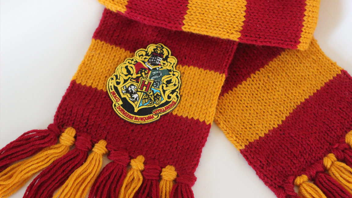 free knitting patterns for scarves how to knit a harry potter gryffindor scarf with studio knit | free dsszlii