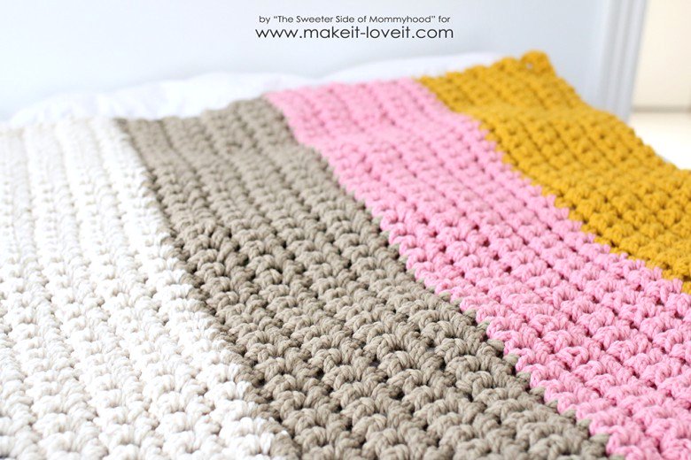 How To Crochet A Blanket how to crochet a chunky blanket....an affordable beginner project! | silrxqe