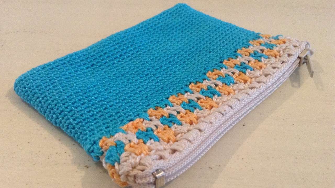 how to make a crochet purse - diy crafts tutorial - guidecentral - buephlg