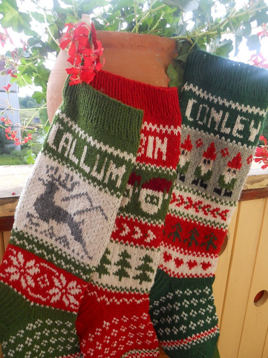 Knit Christmas Stockings like this item? jwpxcwq
