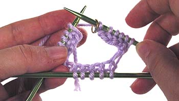 Knitting in the round knitting in the round on double pointed needles, step 2 siaqdap