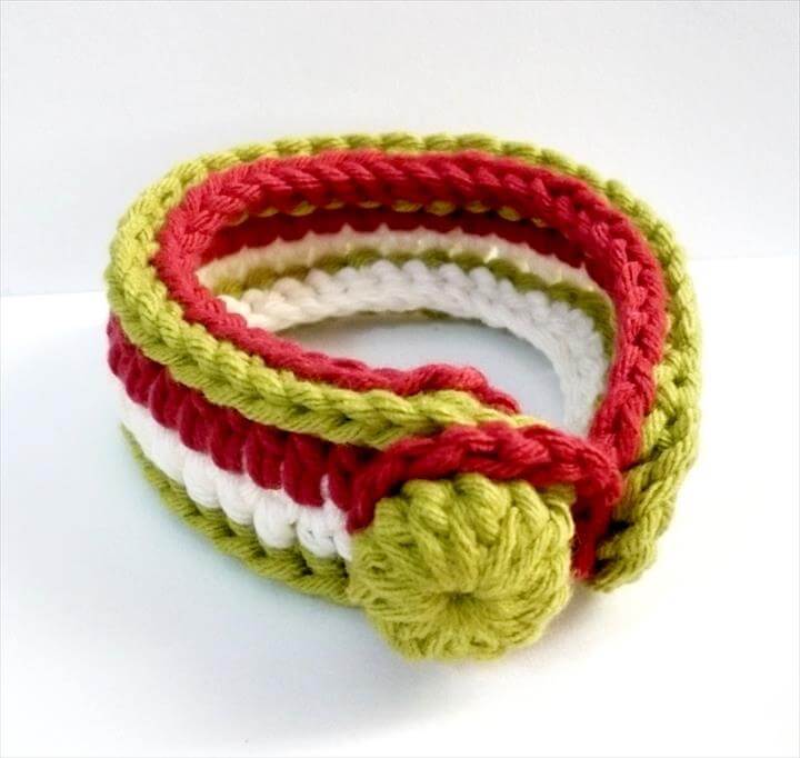 nice crochet bracelet: lipgtzz