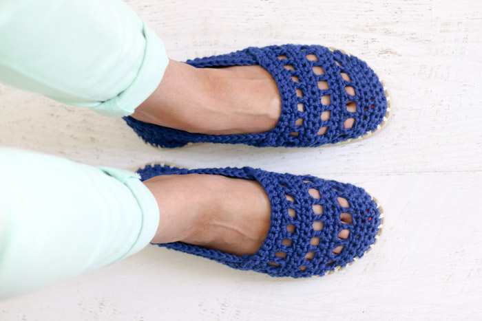 these seaside crochet shoes with rubber bottoms come together easily with  lion gxivvzf