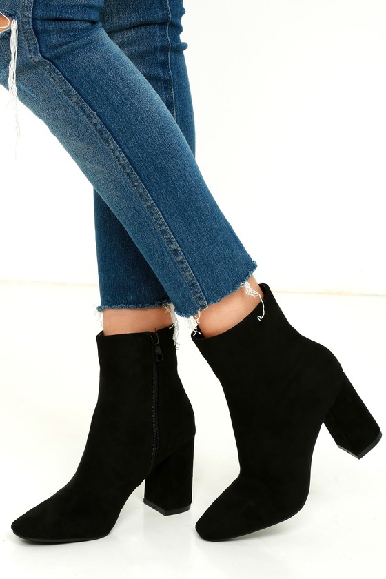 Get the trendiest high heel boots to
look  stylish