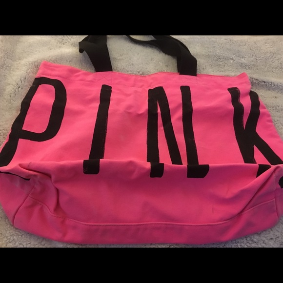 Catchy and attractive ‘Pink Bags’
can  help you to look more spicy