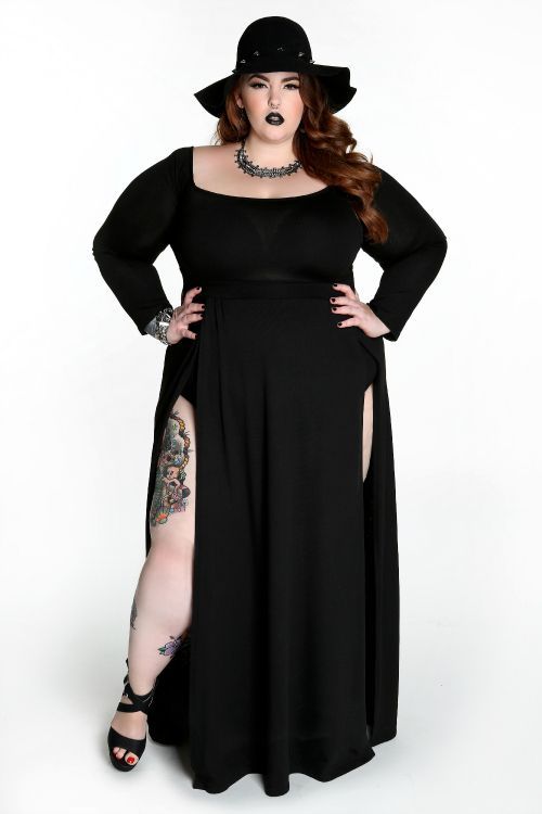 Plus Size Gothic Clothing u2013 The Mystery Of The Dark! | Plus Size 