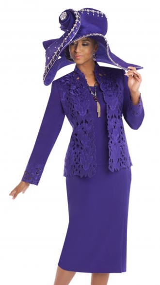 Look elegant with a woman church suits!!