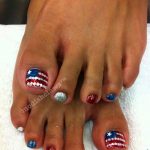 31 Patriotic Nail Ideas for the 4th of July | StayGlam | Toe nail .