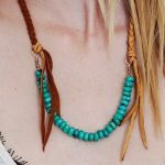 Boho chic necklace. Braided leather + turquoise beads. #boho .