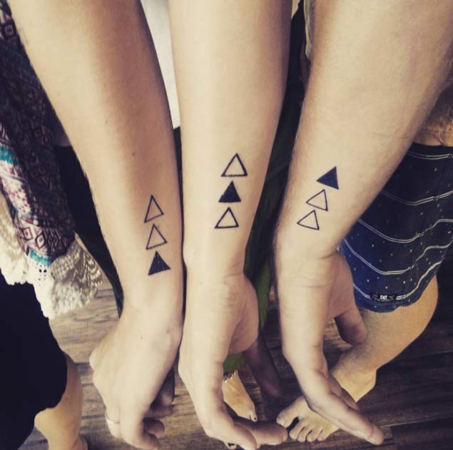 22 Awesome Sibling Tattoos for Brothers and Sisters - TattooBle