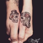 45 Cute Couple Tattoo Designs - Buzz 2018 | Skull couple tattoo .