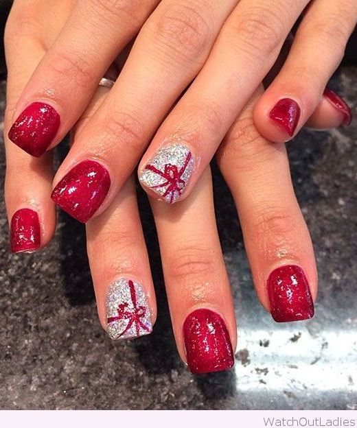 21 Fabulous and Easy Christmas Nail Designs: #2. Pretty Christmas .