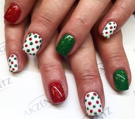 20 Ideas you will Love for Christmas Nails - Pretty Designs .