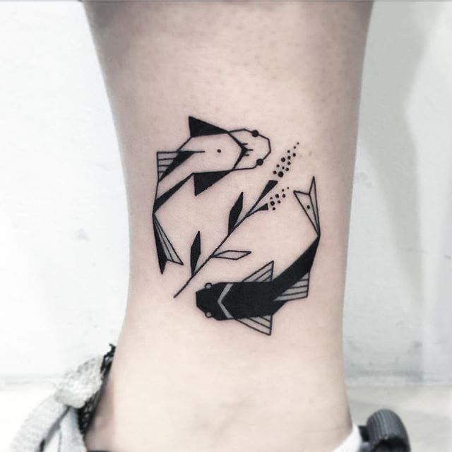 Greem: Edgy Simplistic Blackwork Tattoos | Pisces tattoo designs .