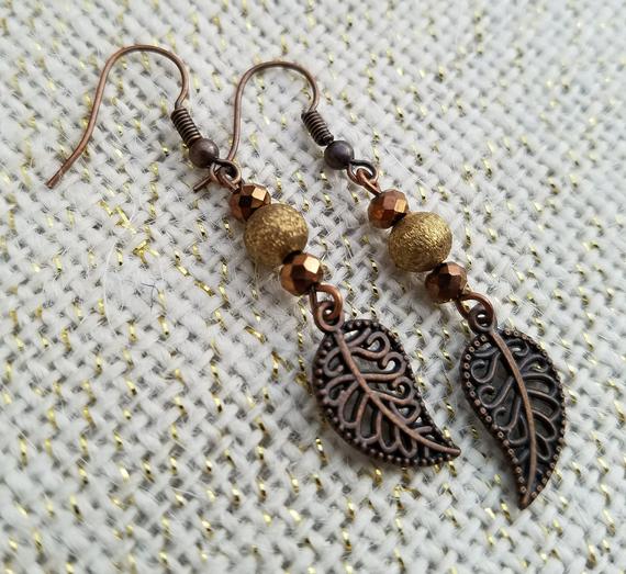 Fall Inspired Beaded Leaf Earrings | Et