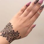 Best Indian Wedding Blog for Planning & Ideas. | Wrist henna .