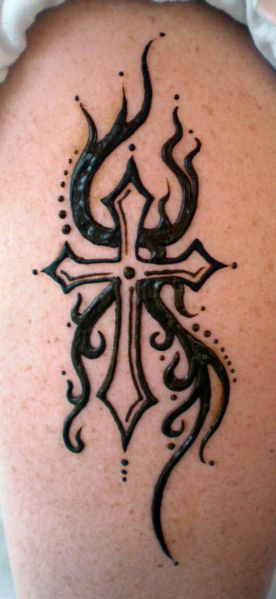 Henna Tribal Cross | Men henna tattoo, Henna tattoo designs, Henna .