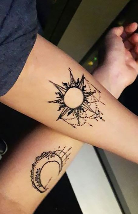 18 Beautiful Henna Tattoos for Women in 2020 - The Trend Spott