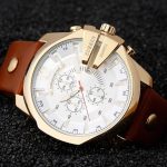 CURREN Men's Sports Quartz Watch Men Top Luxury Designer Watch .