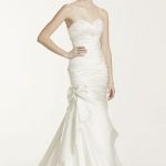 David's Bridal Satin Mermaid Wedding Dress with Bow Detail V3204 .