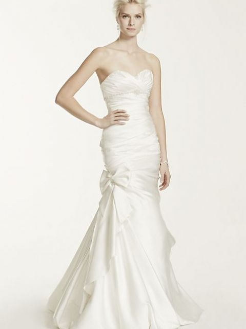 David's Bridal Satin Mermaid Wedding Dress with Bow Detail V3204 .