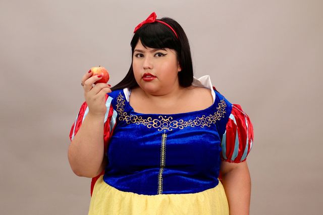 I tried 5 plus-size Halloween costumes from Amazon | Reveli