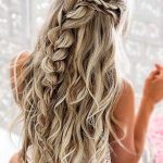 39 Totally Trendy Prom Hairstyles For 2020 To Look Gorgeous .