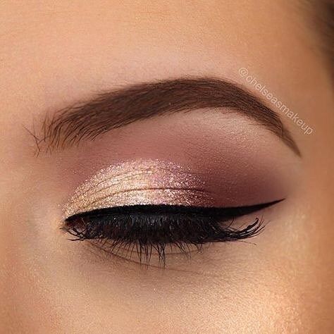 Rose gold eye makeup ideas #eyemakeup | Gold makeup looks, Rose .