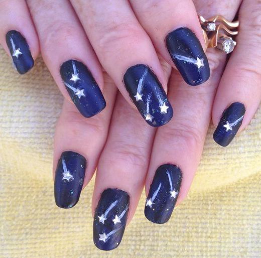 17 Stunning Star Nail Designs for Fashionistas - crazyforus | Star .