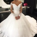 Stunning Off-The-Shoulder Ball-Gown Wedding Dresses Court Train .