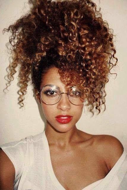 45+ Style Oozing Curly Hairdos for That Outright Gorgeous Look .