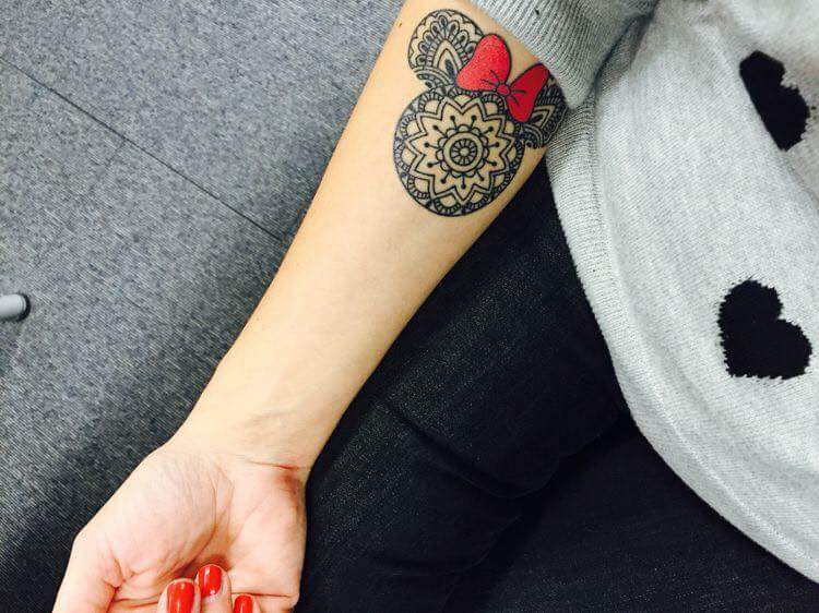 60+ Wonderful Disney Tattoo Ideas for Disney Lovers | Cute disney .