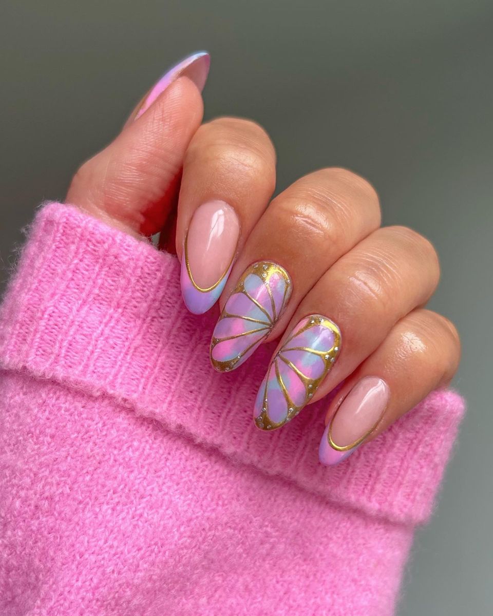 The Ultimate Butterfly Nail Design
Inspiration Gallery