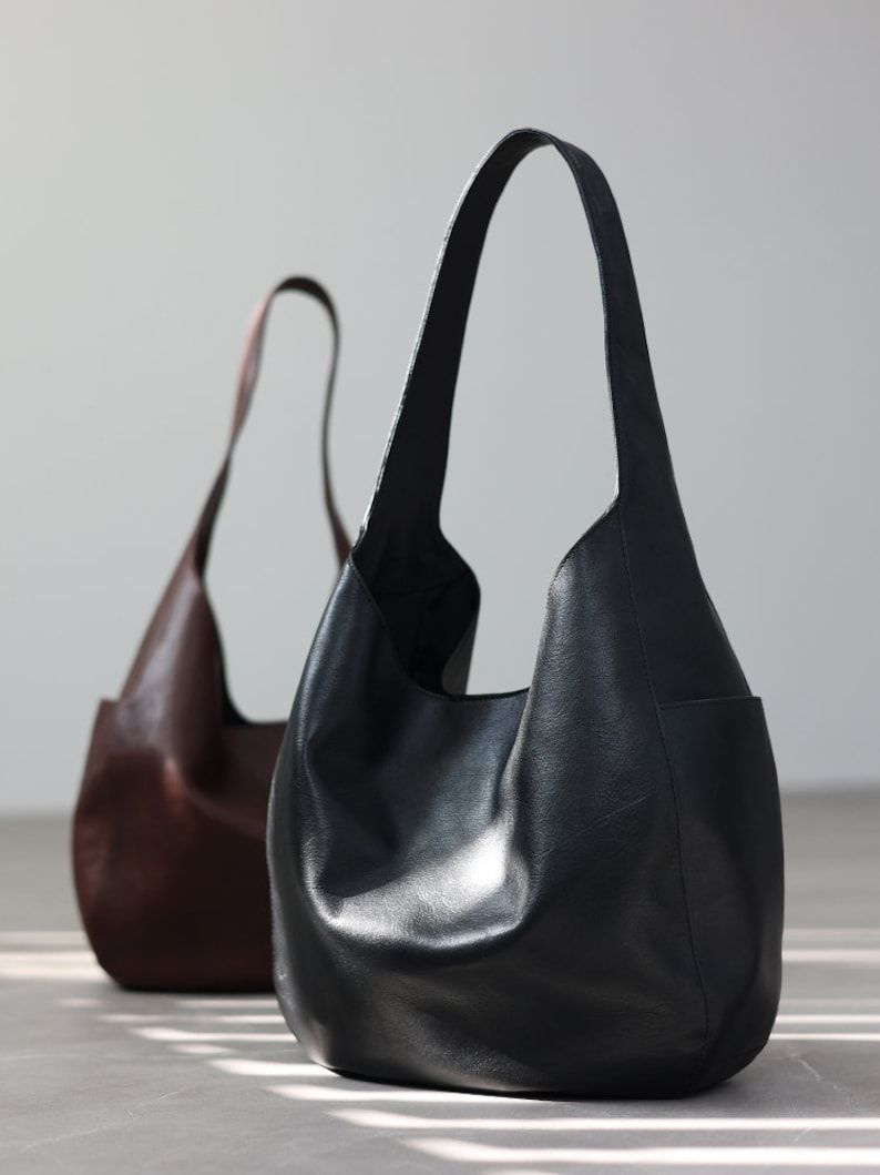 From Classic to Contemporary: The
Evolution of Leather Bags