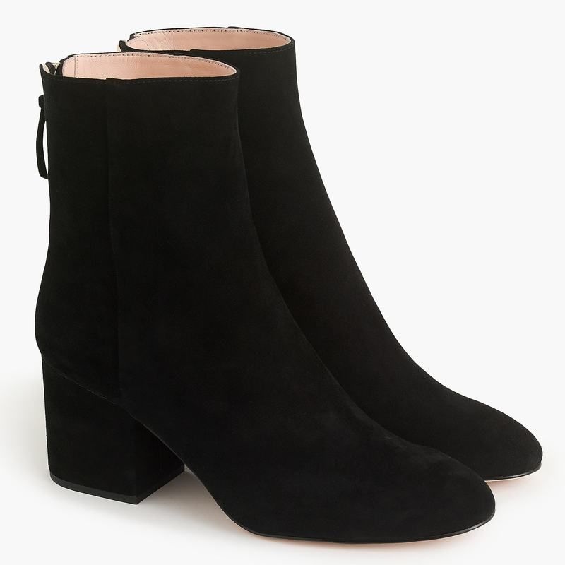 Black ankle boots in the latest trend