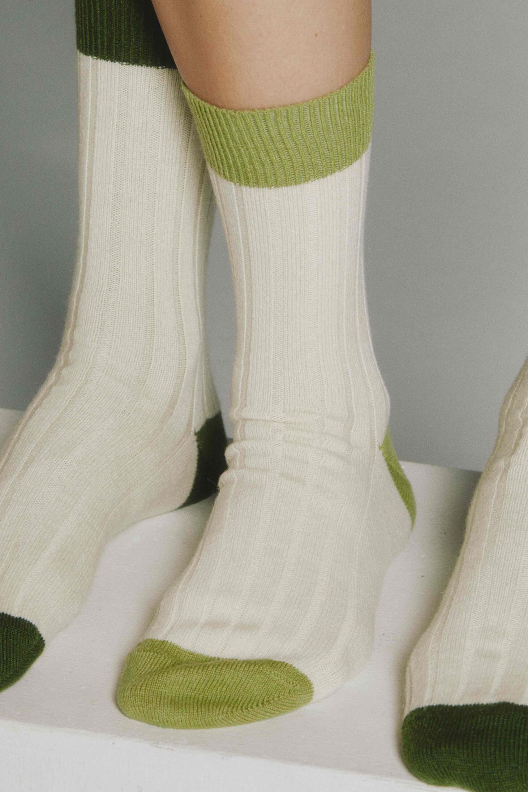 Do Cashmere socks really come to you
rescue in winter?