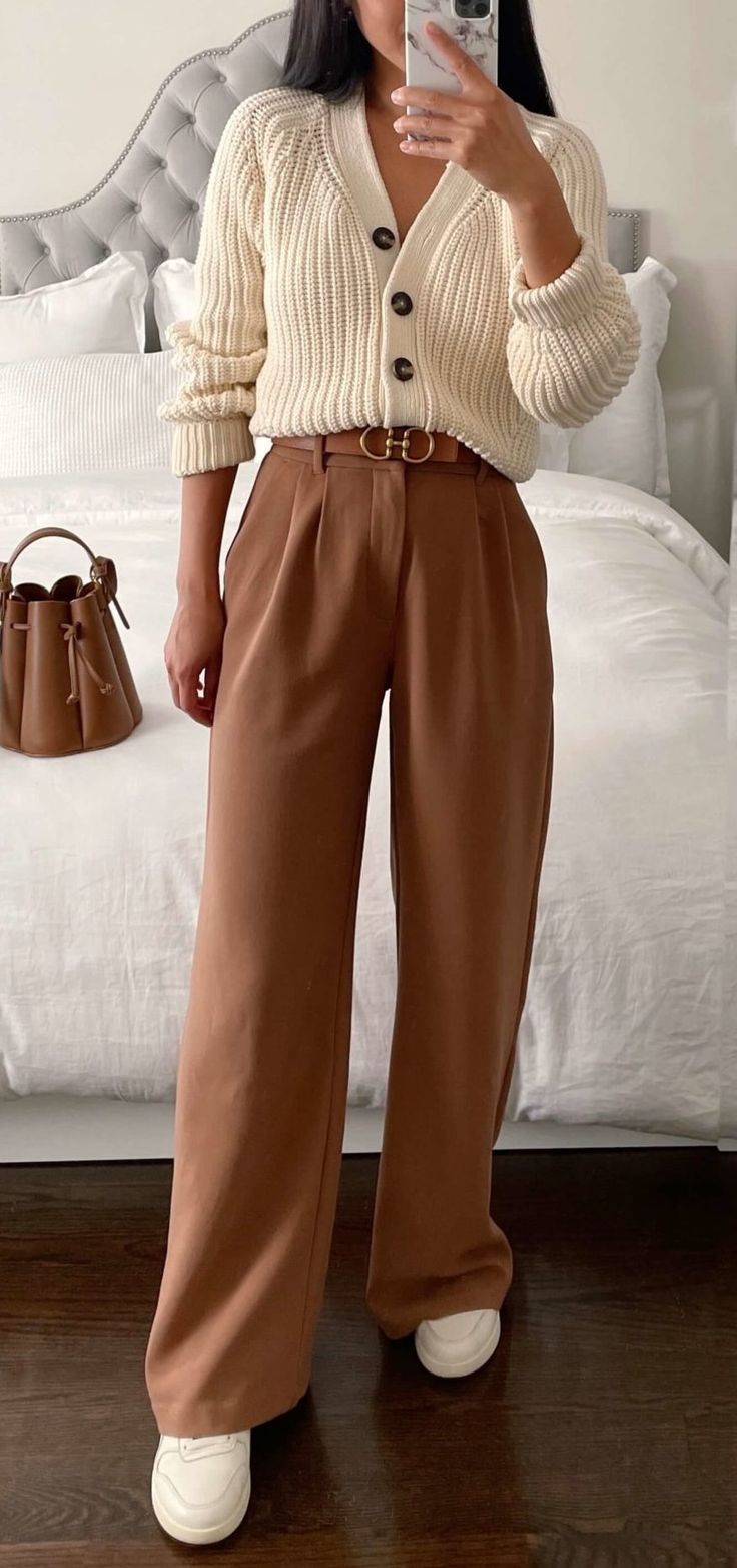 How to Style Trousers for Women: Tips and
Tricks