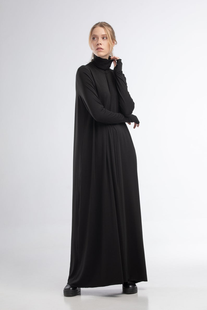 Black long sleeve maxi dress exclusively
for women