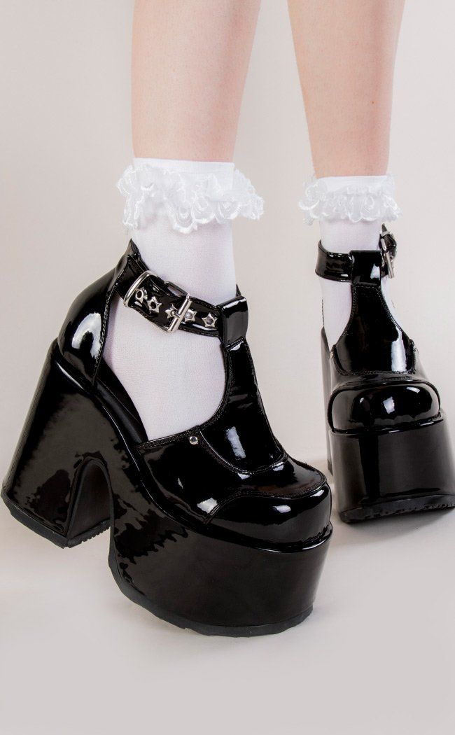 Black Platform heels for your classy
looks